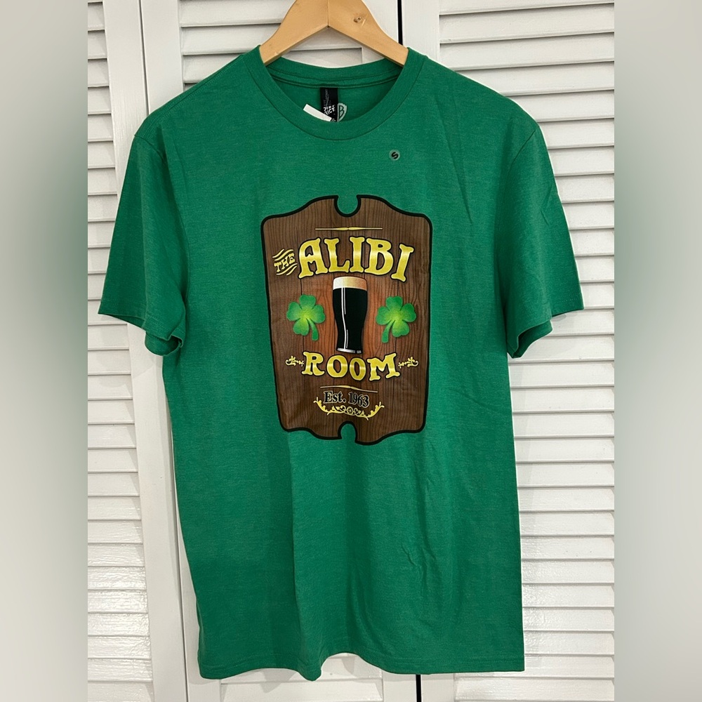 Shameless Alibi Room Graphic Tee- Kelly Green- size Medium- NWT